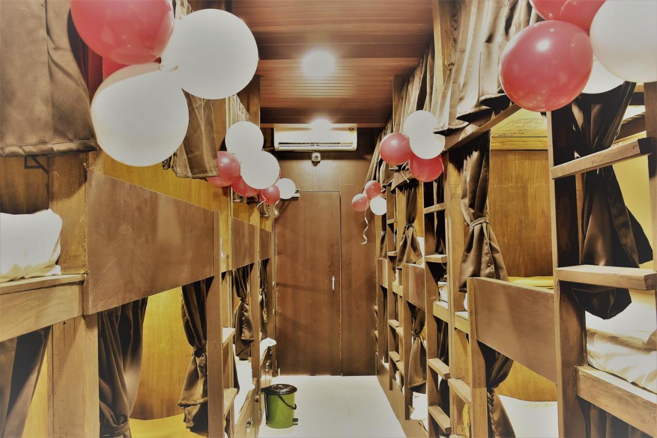 Asra Dormitory For Male And Female Bombay Esterno foto