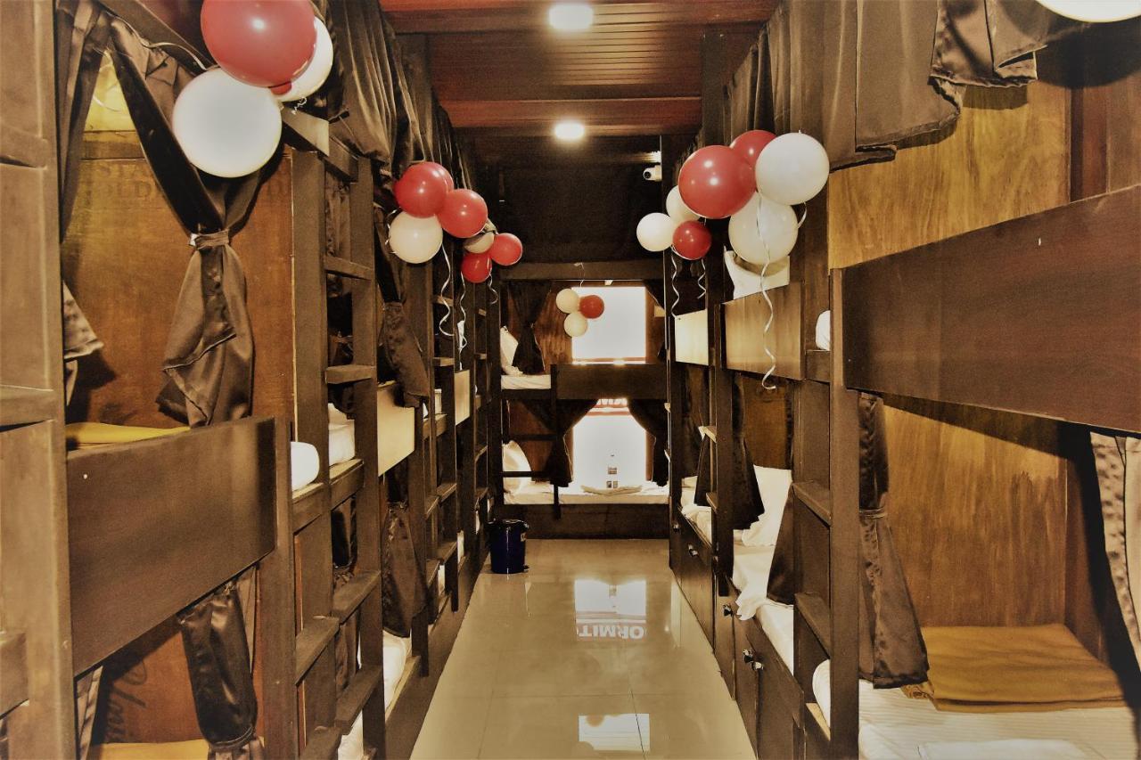 Asra Dormitory For Male And Female Bombay Esterno foto