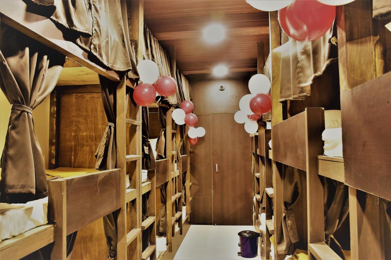 Asra Dormitory For Male And Female Bombay Esterno foto