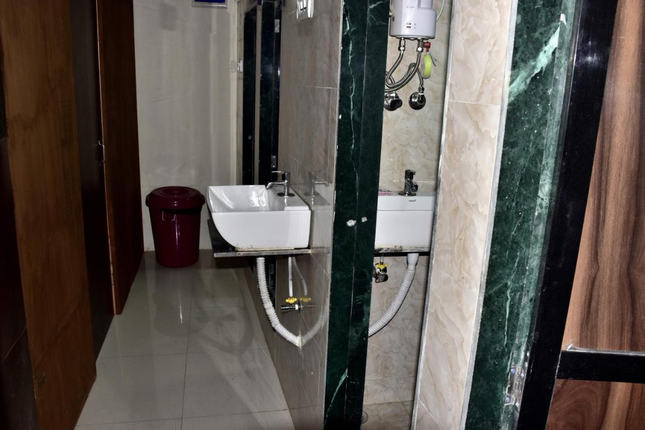 Asra Dormitory For Male And Female Bombay Esterno foto