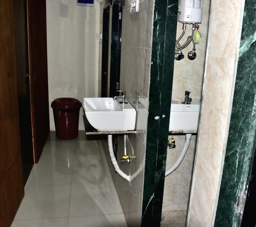 Asra Dormitory For Male And Female Bombay Esterno foto