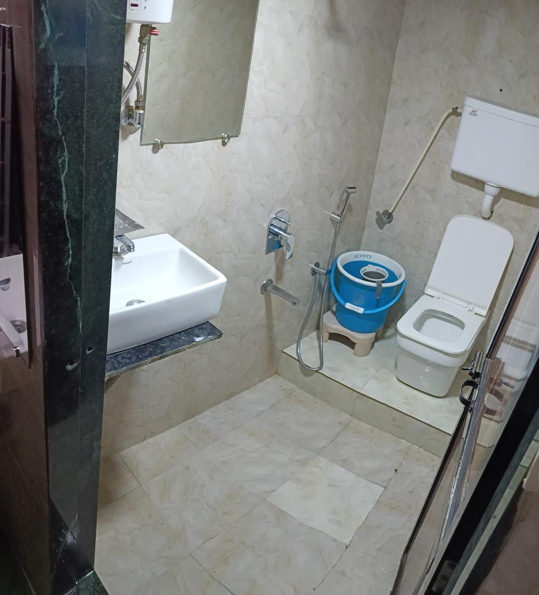 Asra Dormitory For Male And Female Bombay Esterno foto